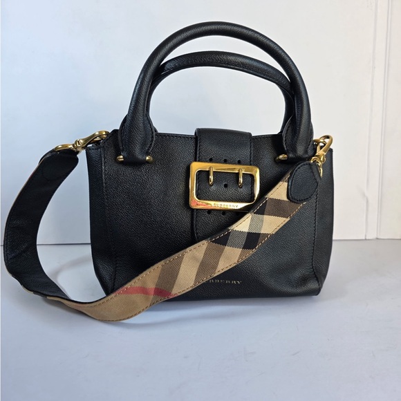 Handbags - Burberry Small tote Check